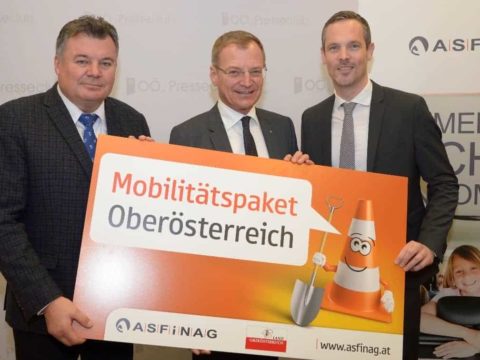 Mobilitätspaket für OÖ: Landesrat Mag. Günther Steinkellner, Landeshauptmann Mag. Thomas Stelzer, ASFINAG-Vorstand Mag. Hartwig Hufnagl